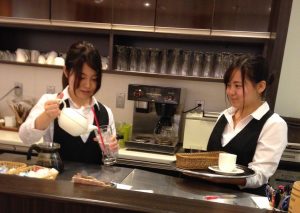 日本大学短期大学部より　２名のインターンシップ生を受け入れました
